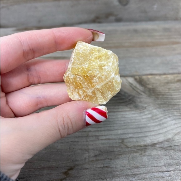 Raw Honey Onyx Pieces - Small x3 - Picture 5 of 6